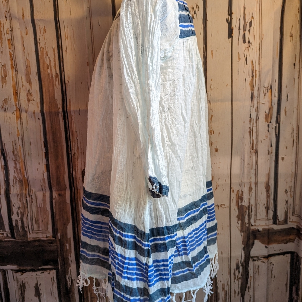 Roller Rabbit top - Picture 9 of 13